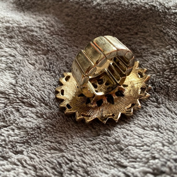 Oversized ring - Picture 3 of 4